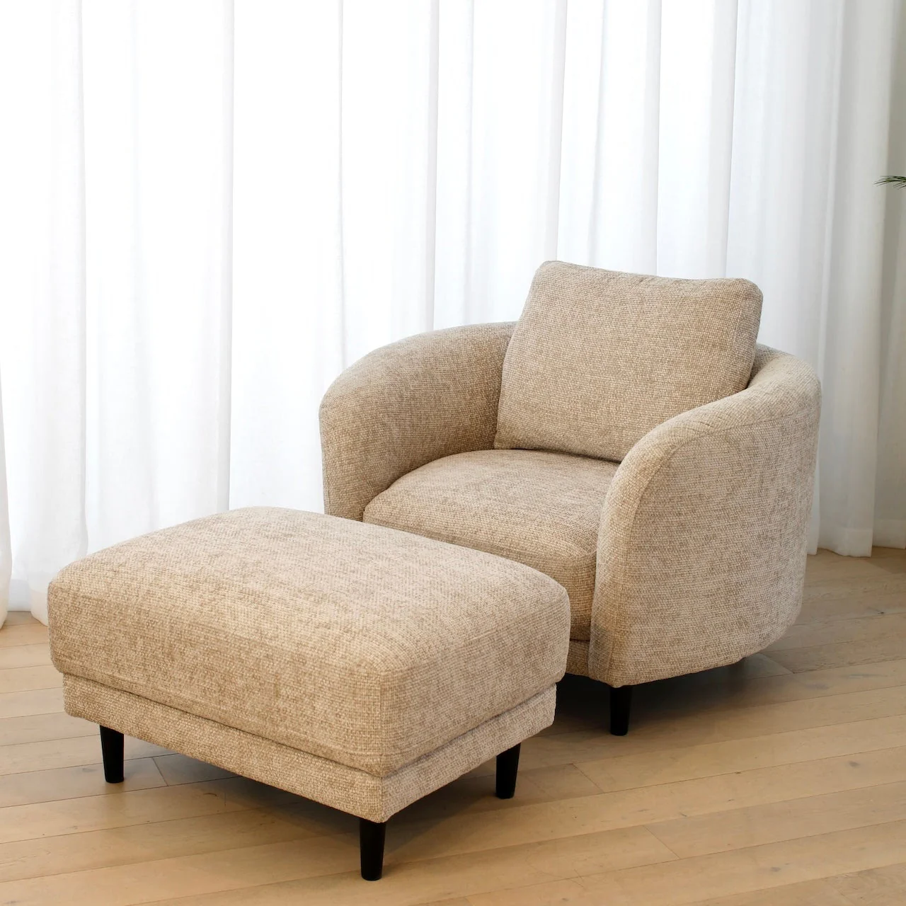 Blaire Ottoman - Champagne - Image 4