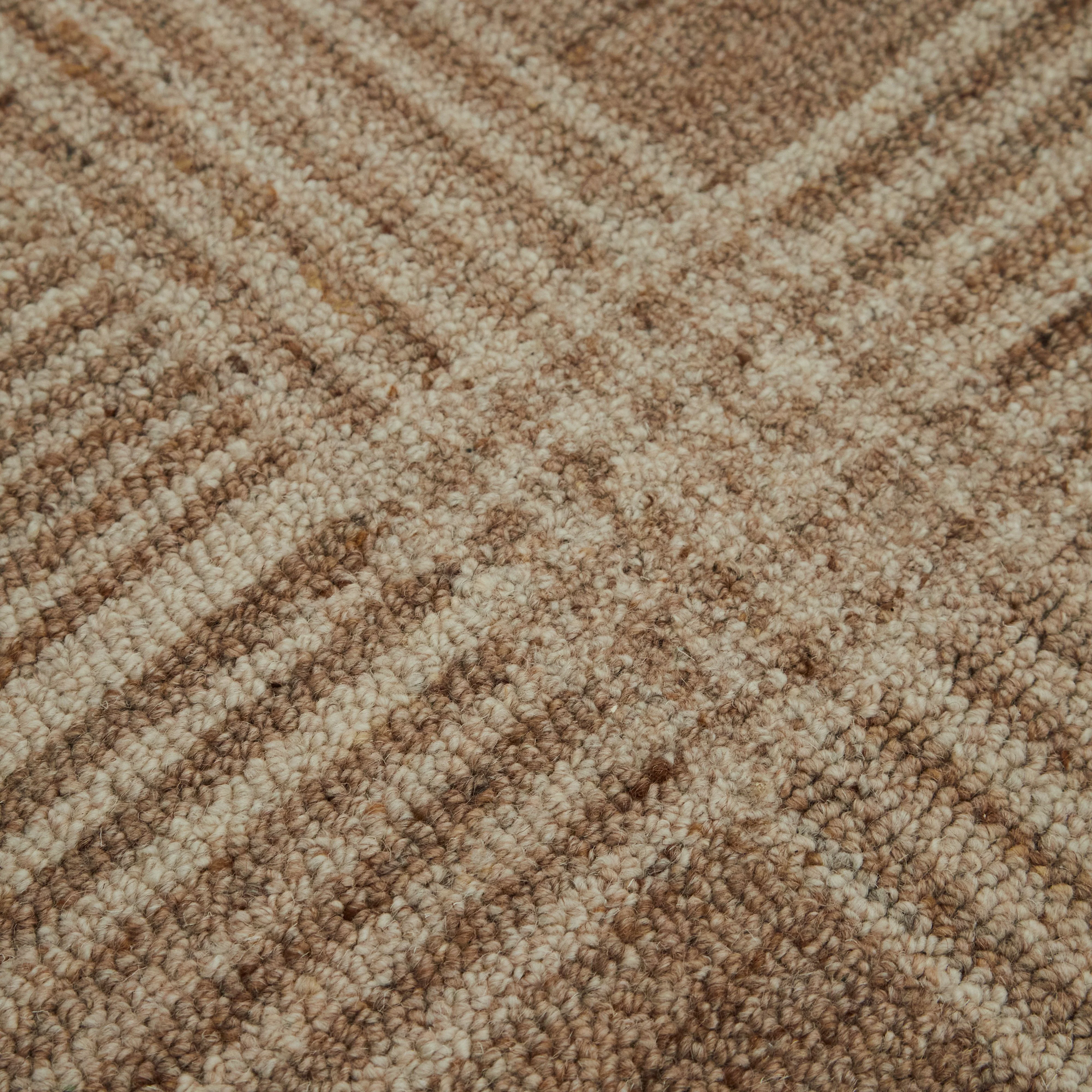 Braxton Floor Rug - Image 3