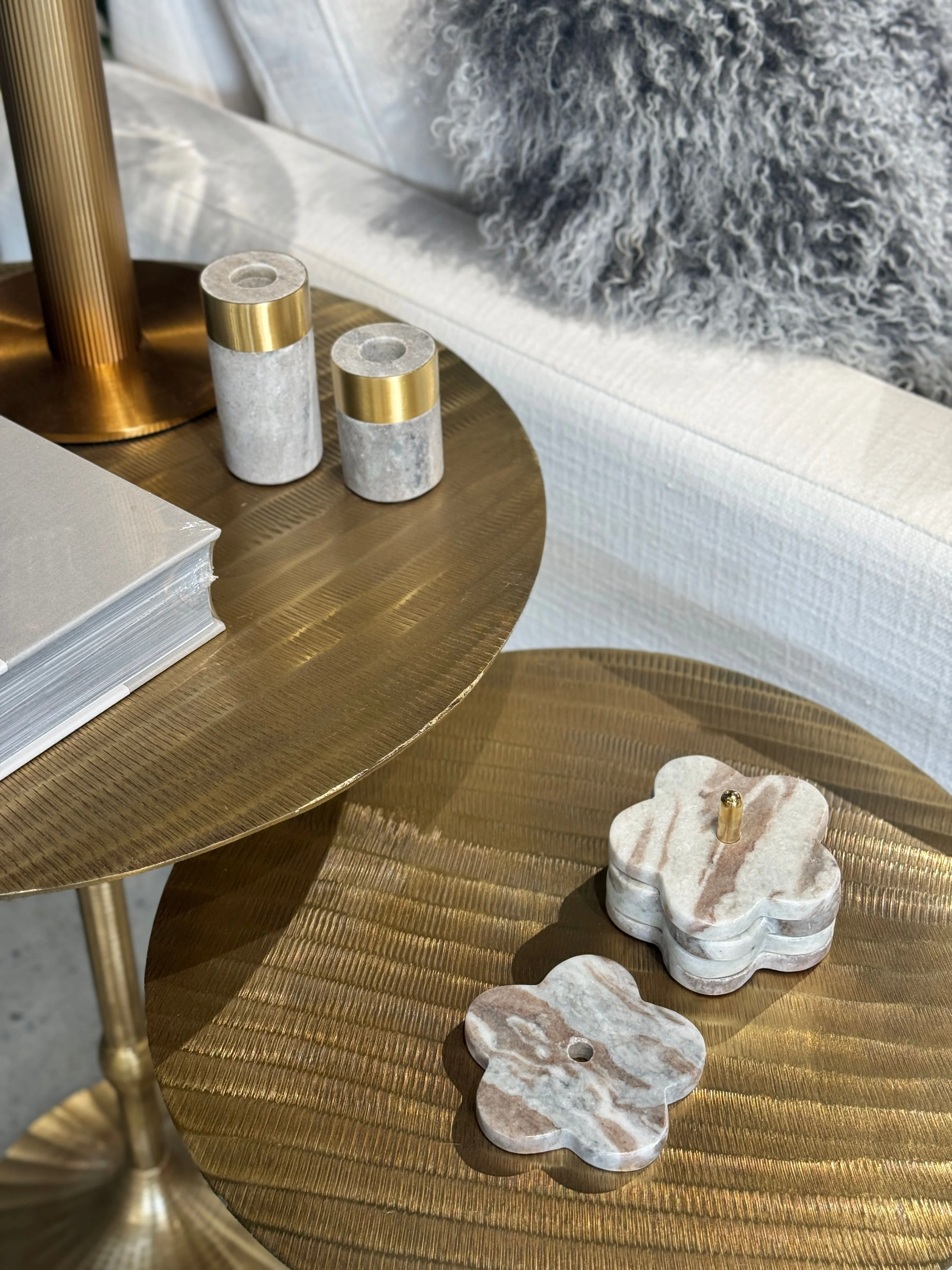 Chizzel Side Table - Image 5