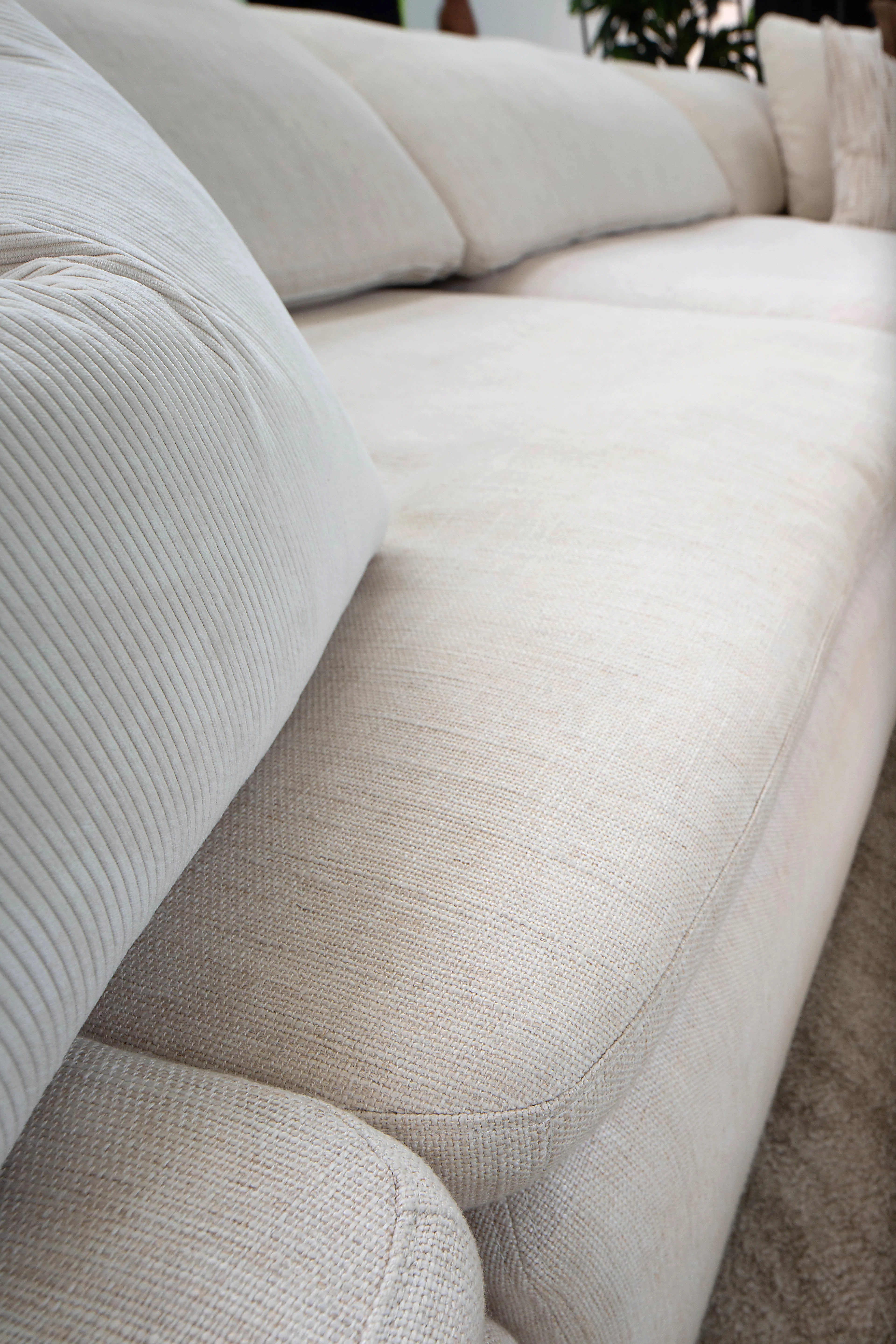 Cloud - Two Seater - Image 5