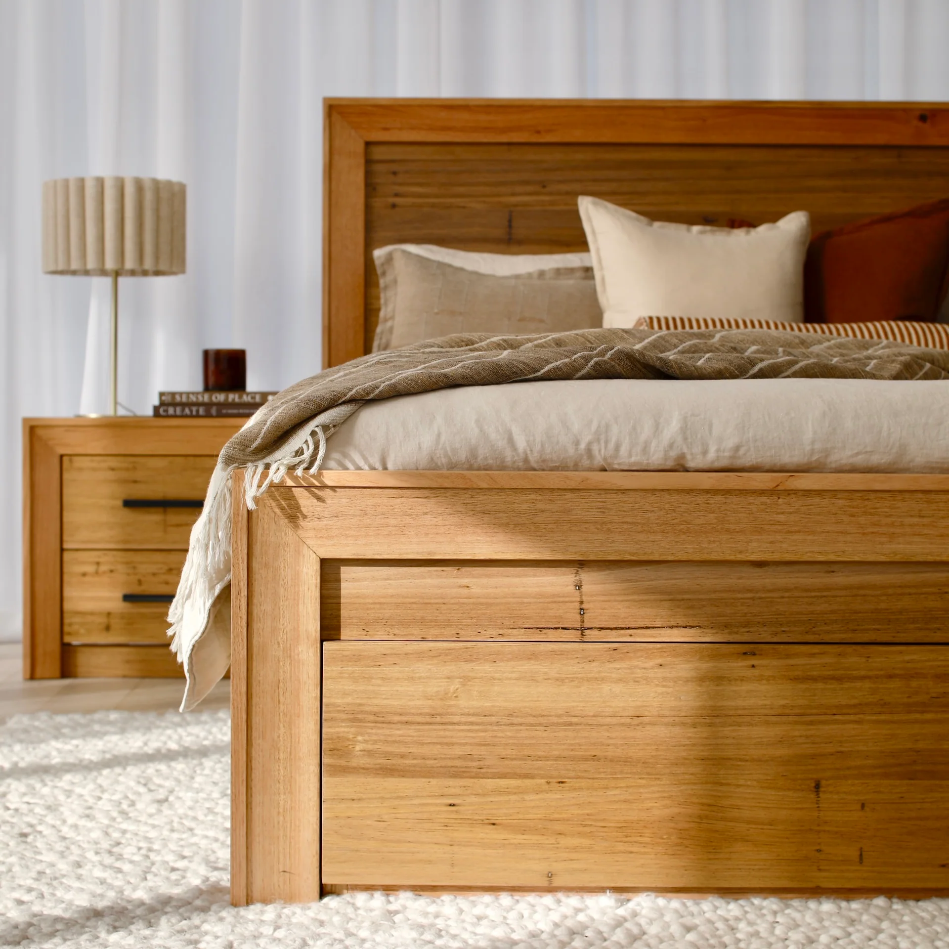 Bondi Bed with Drawers - Image 4