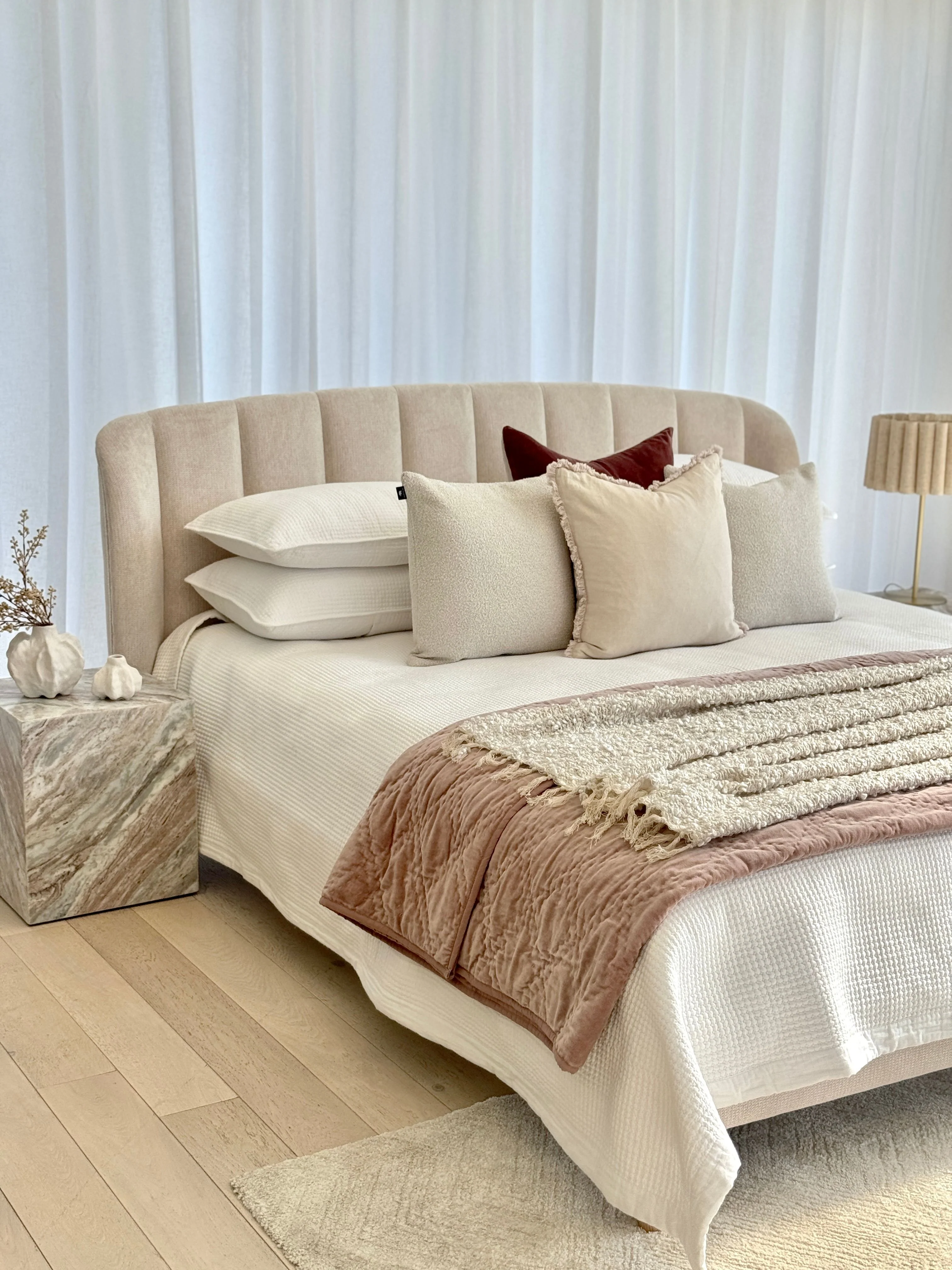 Delphi Bed - Image 5