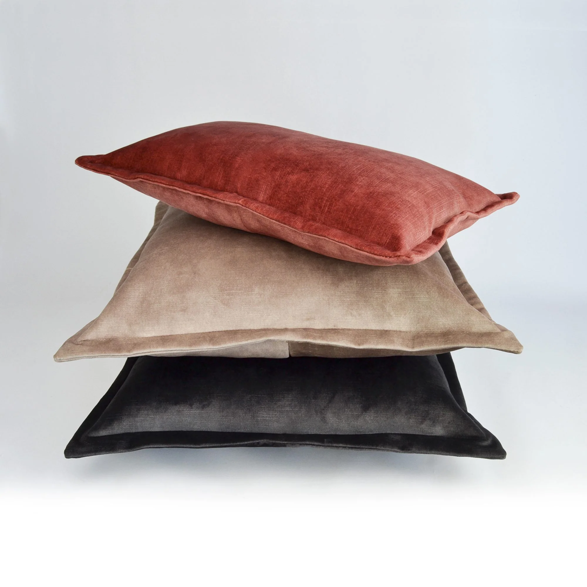 Essential Plush Velvet Cushion - Dark Grey - Image 3
