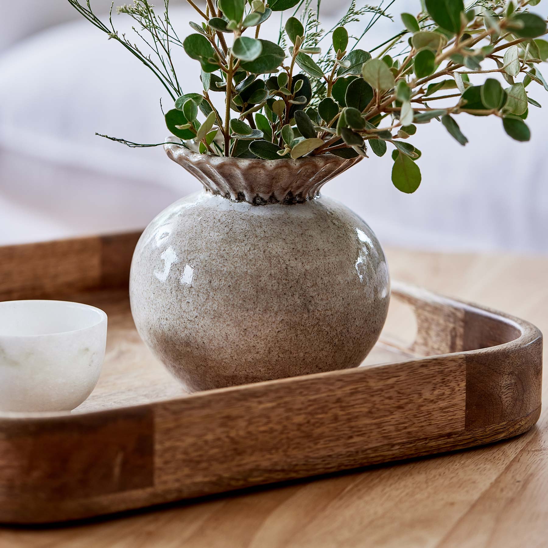 Frill Round Vase