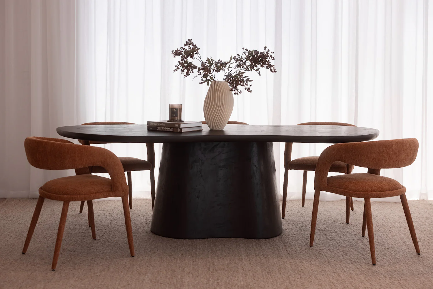 Iliad 2400 Dining Table - Black - Image 7