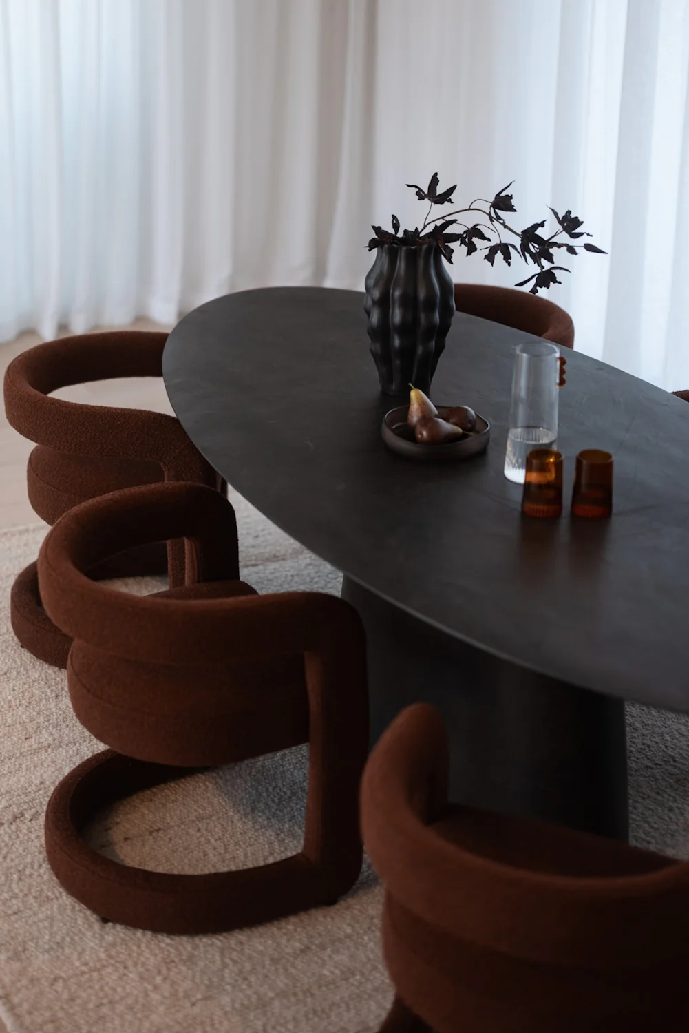 Juni 2400 Dining Table - Black - Image 7