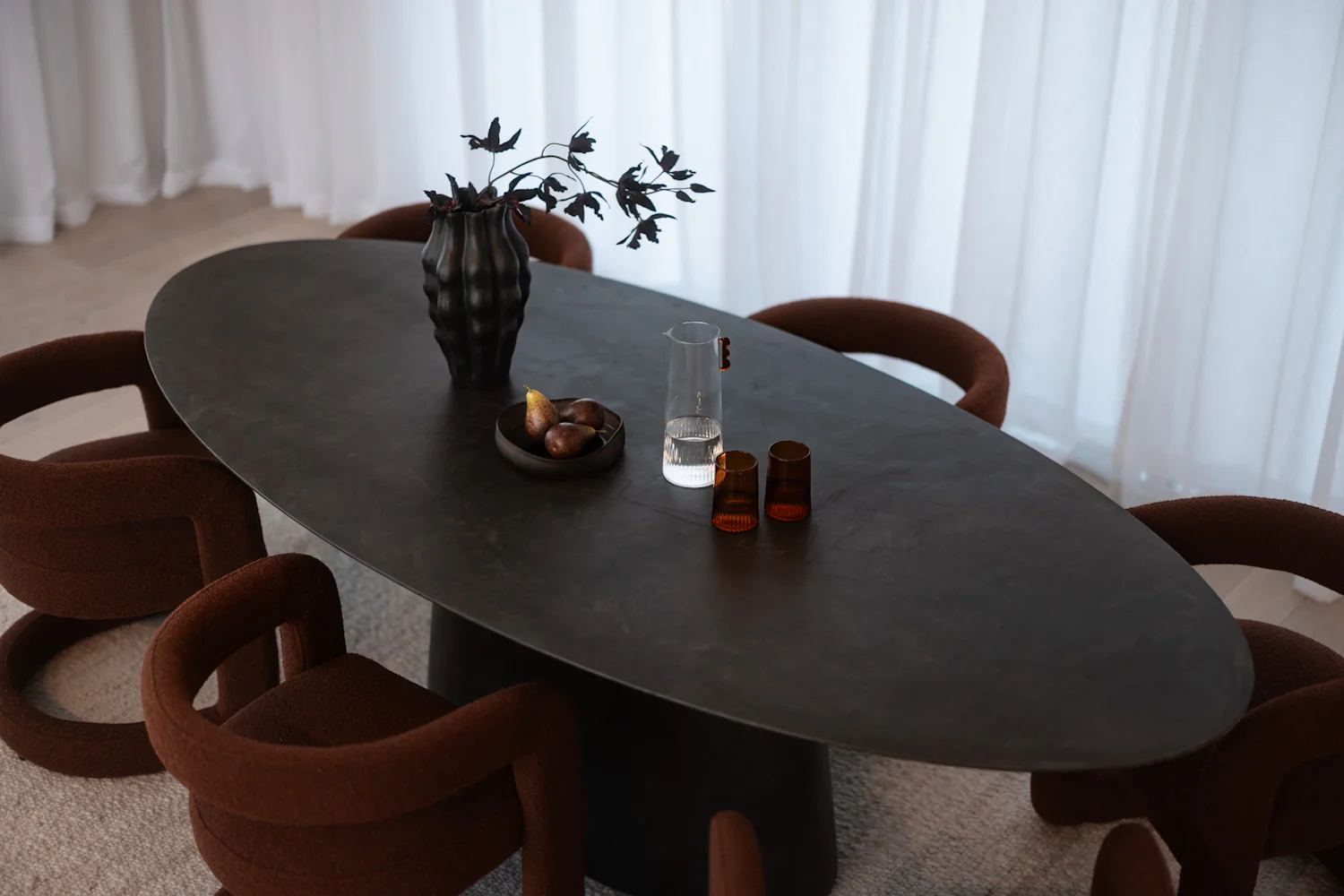 Juni 2400 Dining Table - Black - Image 8