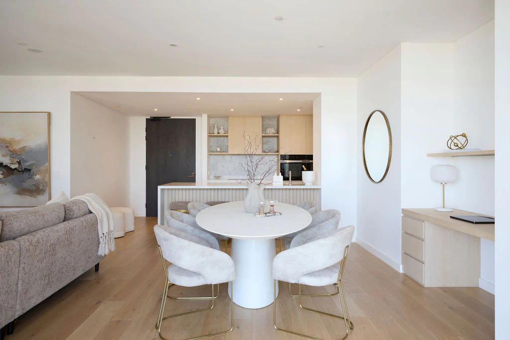 Juni 2400 Dining Table - White - Image 9