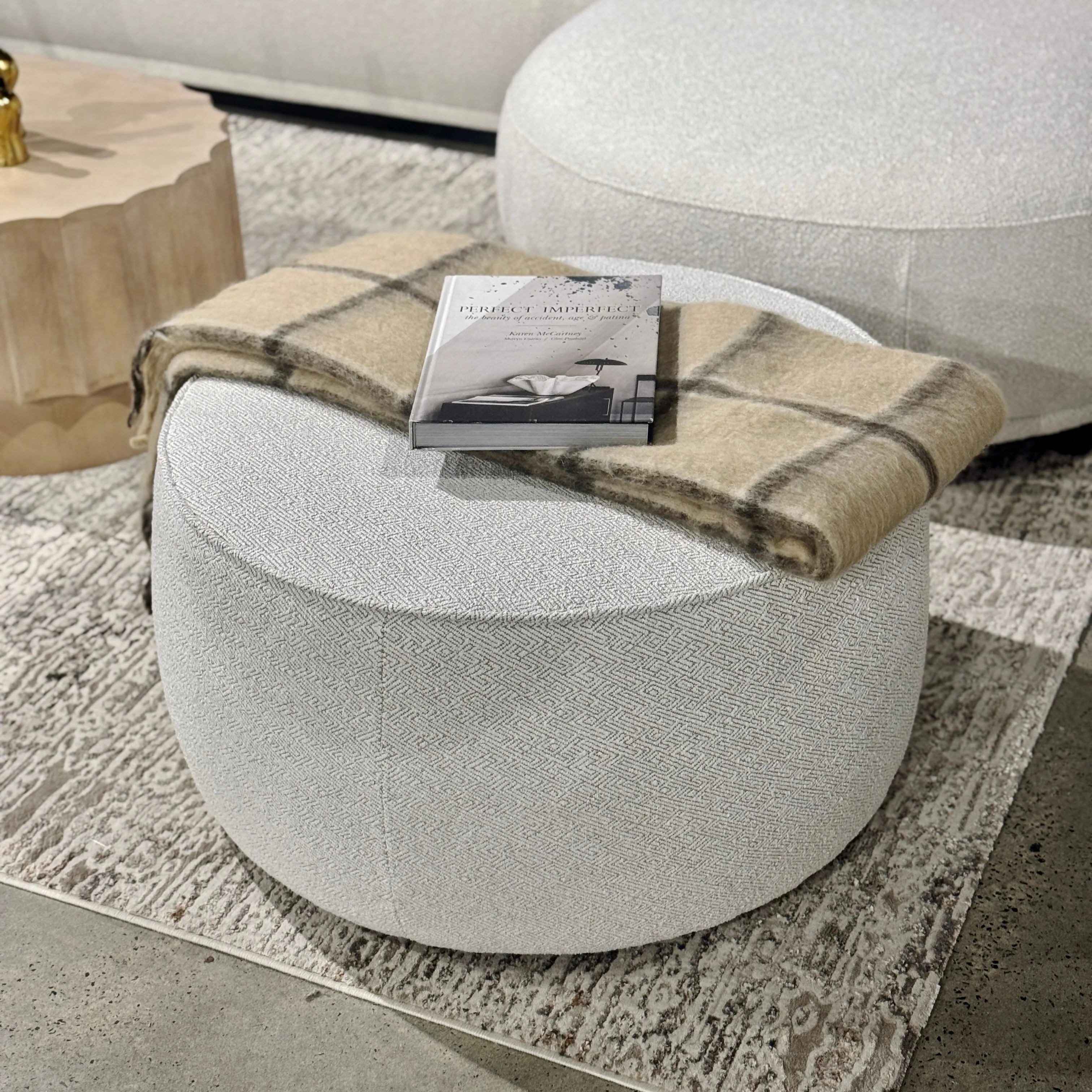 Rae Ottoman - Cloud