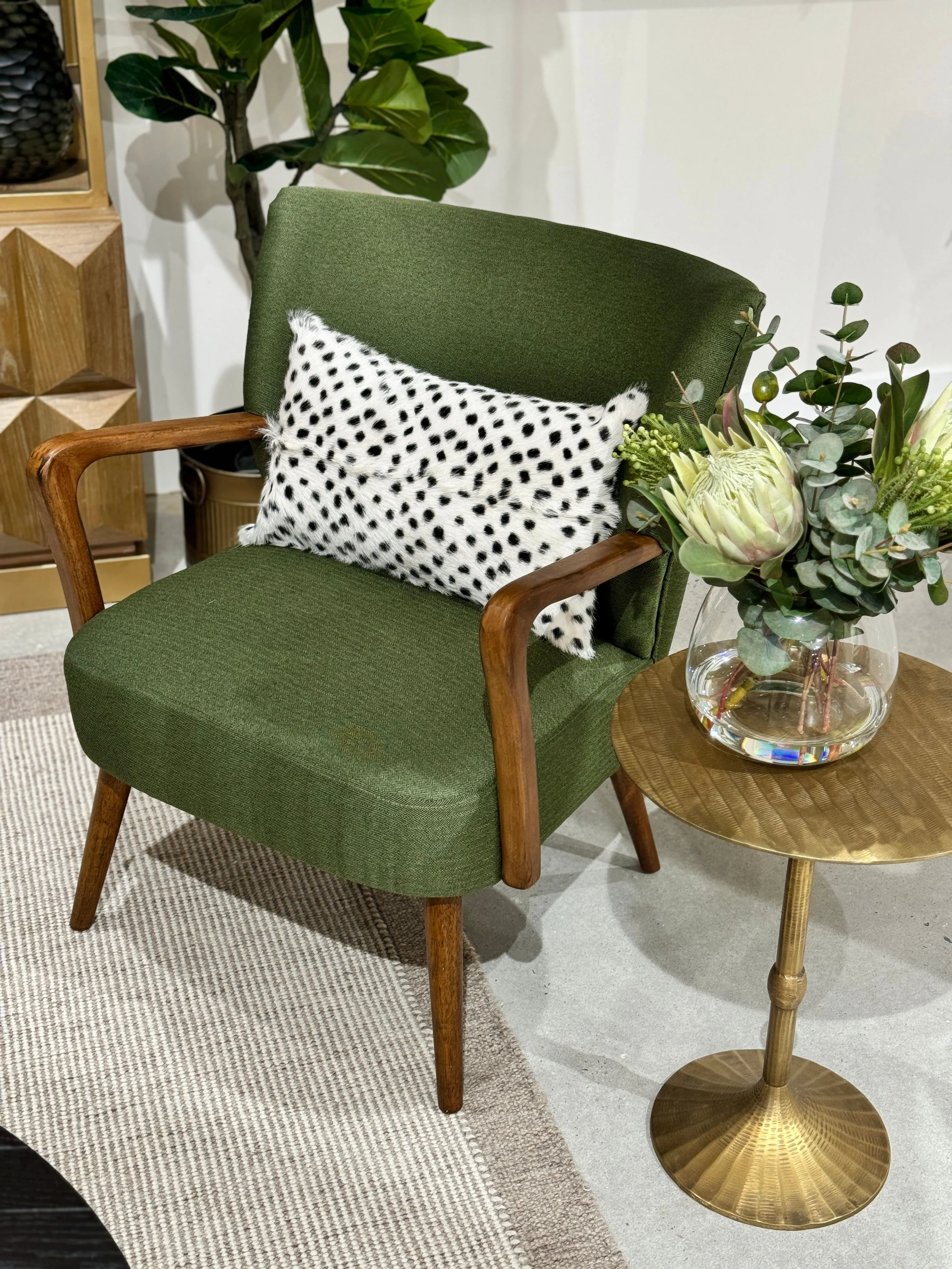 Rhye Armchair - Image 2