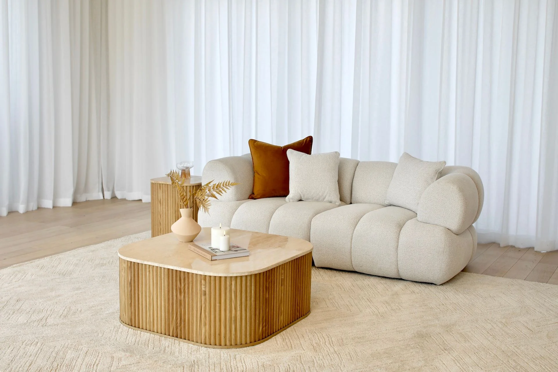 Savannah 2 Seater - Vanilla - Image 2