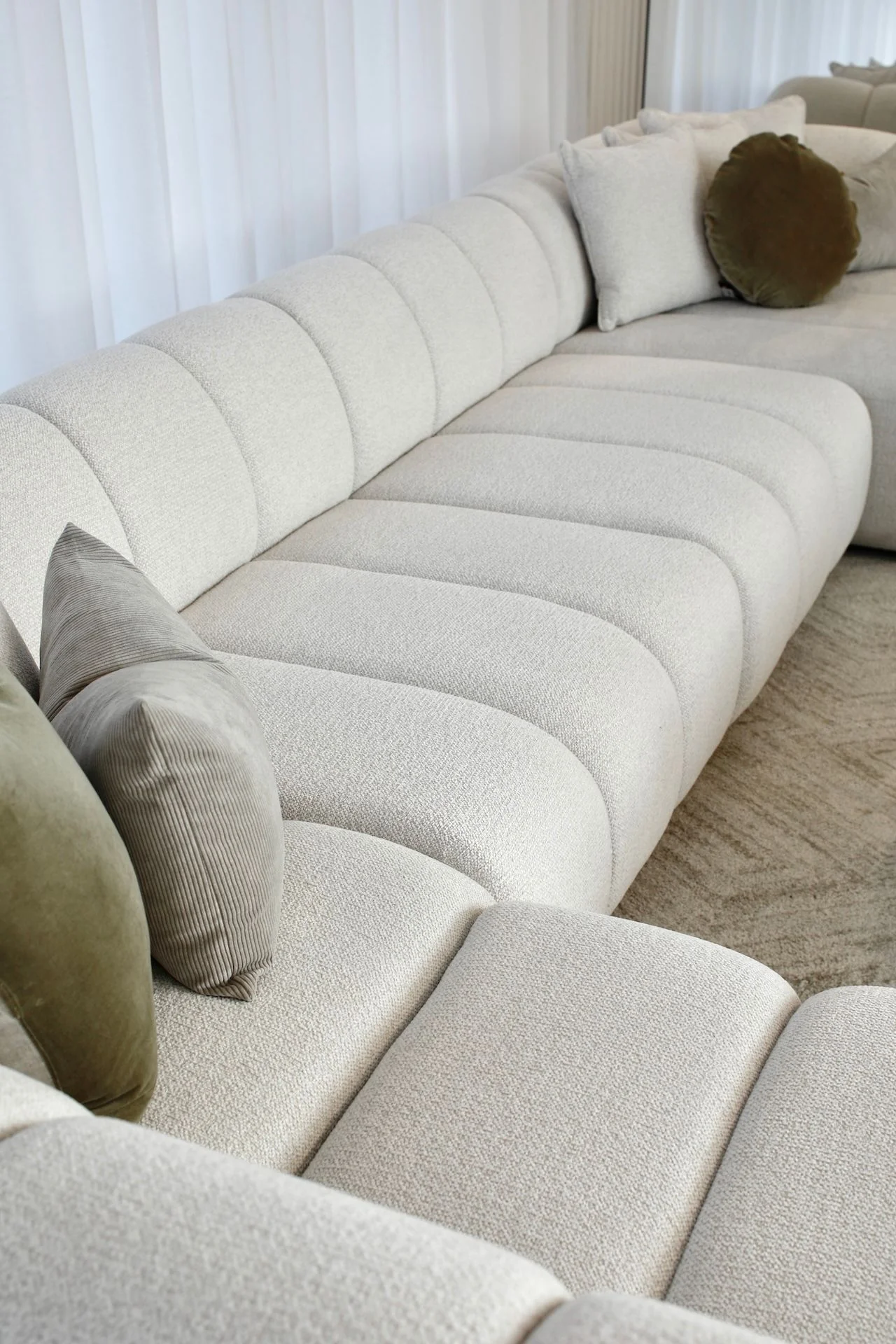 Savannah Corner Lounge with Chaise - Vanilla - Image 6