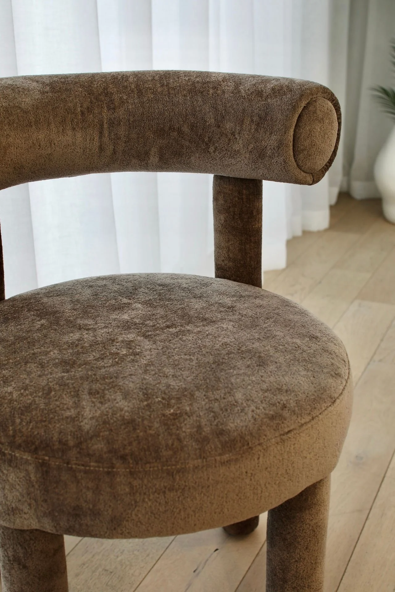 Skylar Chair - Champagne - Image 6