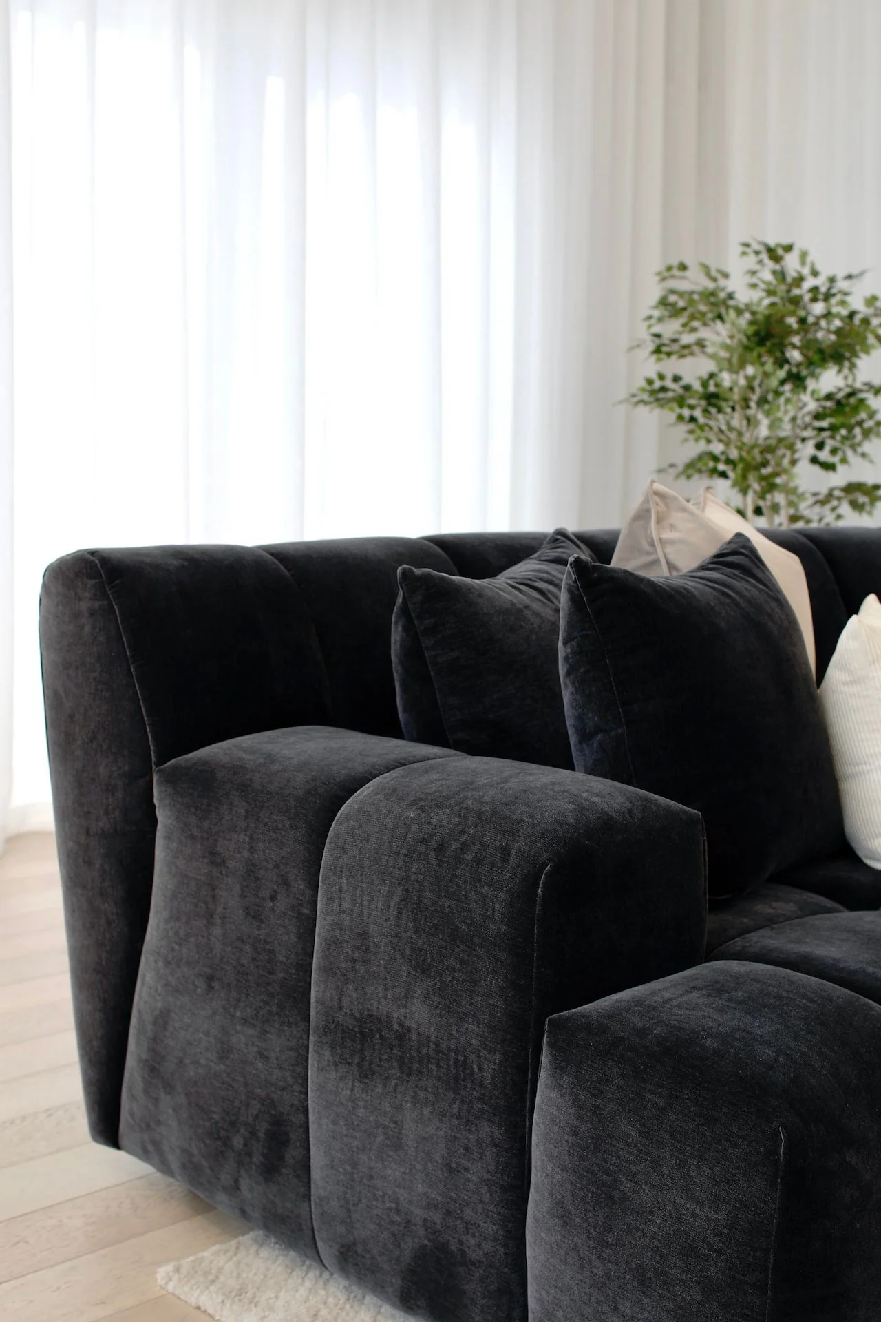 Valletta Corner Modular with Chaise - Mystique Caviar - Image 14