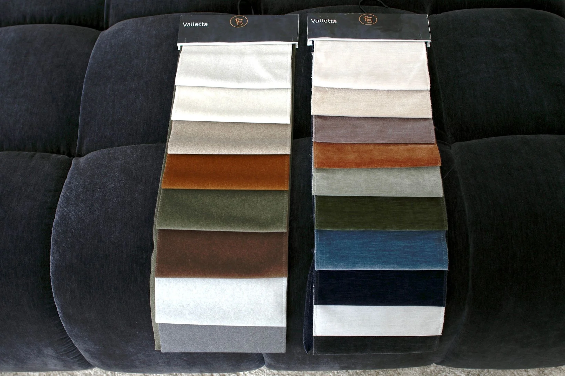 Valletta Corner Modular with Chaise - Mystique Caviar - Image 15