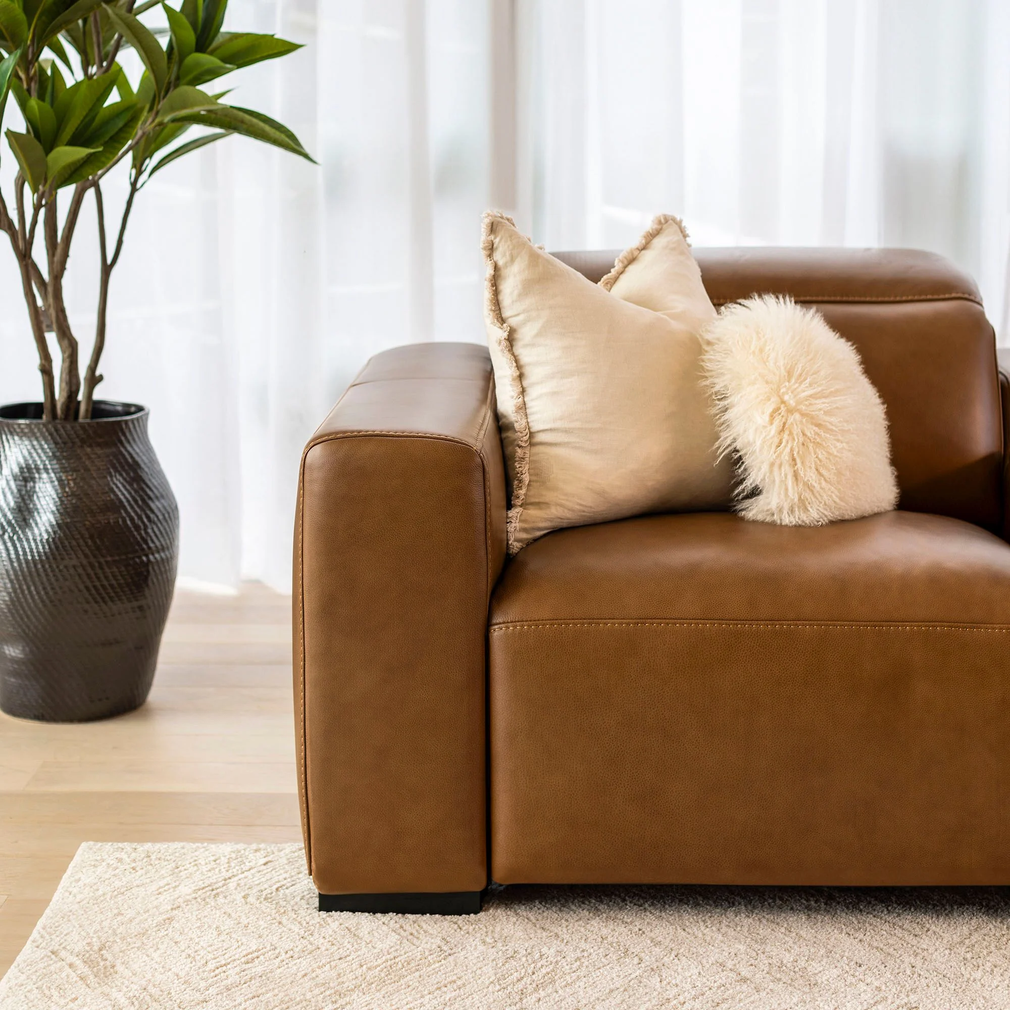 Zayn 3 Seater Electric Recliner with Chaise & Console - Biscoff - Image 4